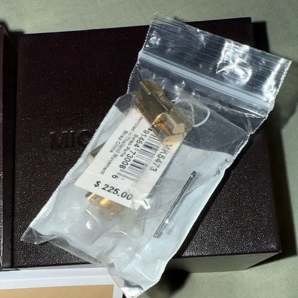 Michael Kors Gold-Tone women’s Watch - Picture 4 of 6